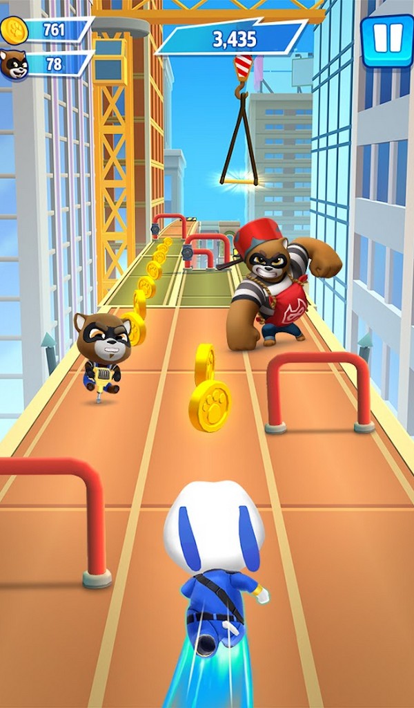 Talking Tom Hero Dash screenshot 2